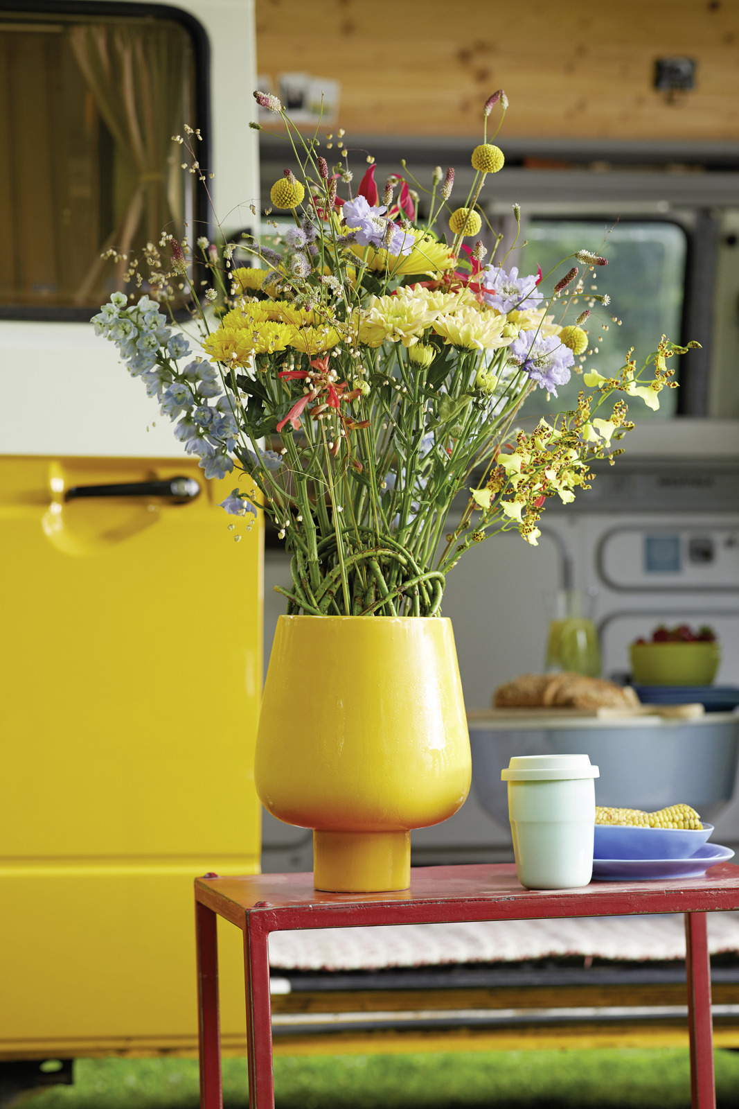 concept factory desert retreat trend chryzantemy florystyka just chrys