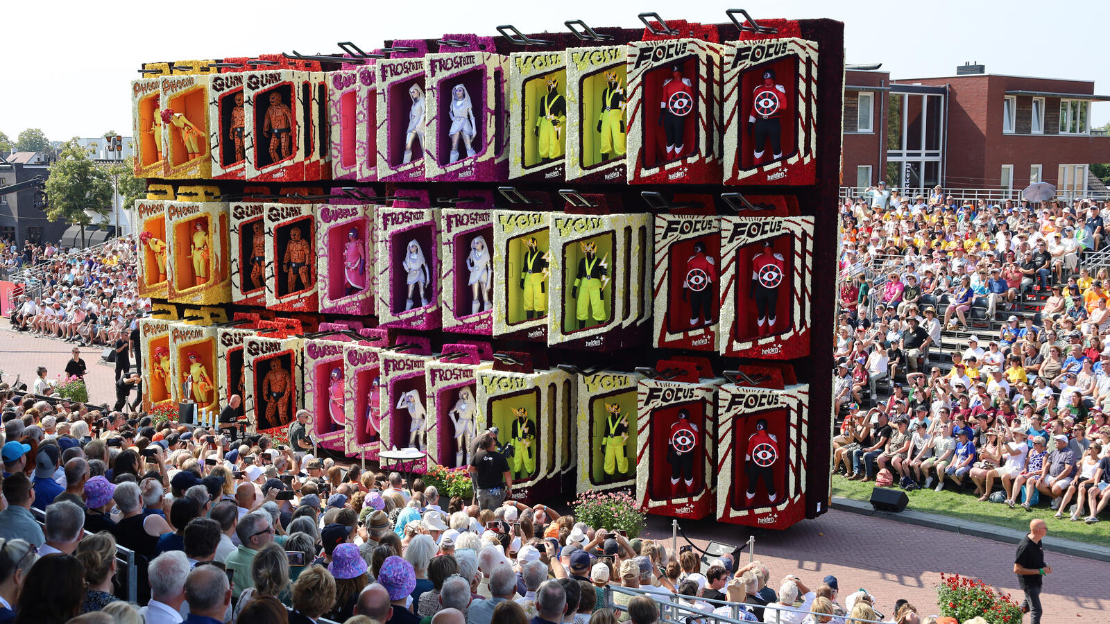 Corso Zundert 2024 parada kwiatów dalie holandia