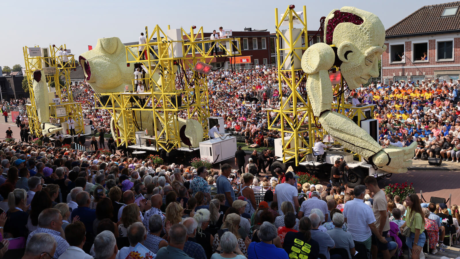 Corso Zundert 2024 parada kwiatów dalie holandia