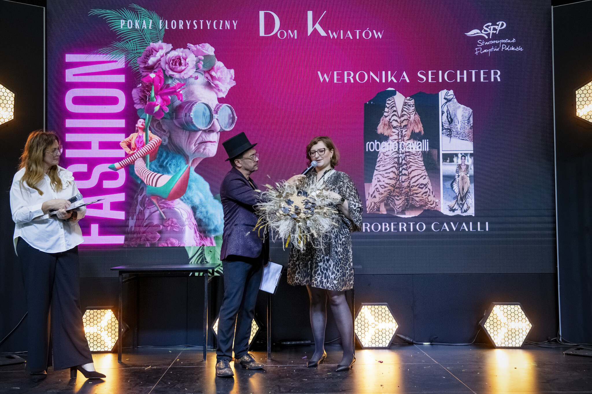 pokaz florystyczny dom kwiatów stowarzyszenie florystów polskich